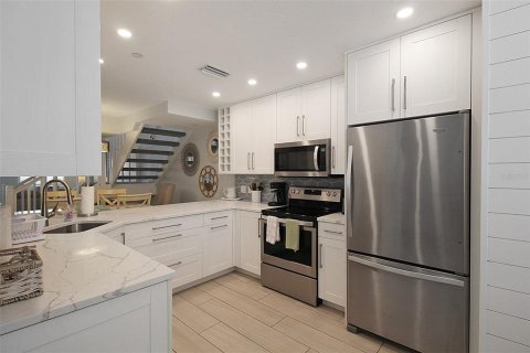Copropriété à louer à Sarasota, Floride: 3 chambres, 152.82 m2 № 1086438 - photo 8