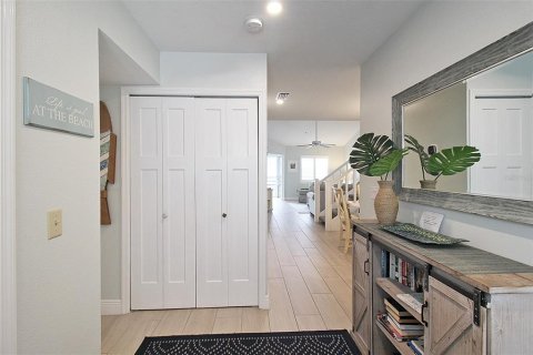 Copropriété à louer à Sarasota, Floride: 3 chambres, 152.82 m2 № 1086438 - photo 4