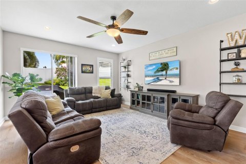 Casa en venta en Clermont, Florida, 4 dormitorios, 273.5 m2 № 1884615 - foto 17