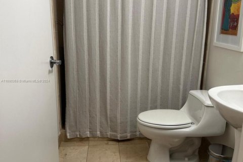 Купить кондоминиум в Авентура, Флорида 3 спальни, 171.78м2, № 1865352 - фото 15
