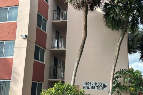 Copropriété à vendre à Sunrise, Floride: 1 chambre, 80.82 m2 № 2056516 - photo 5