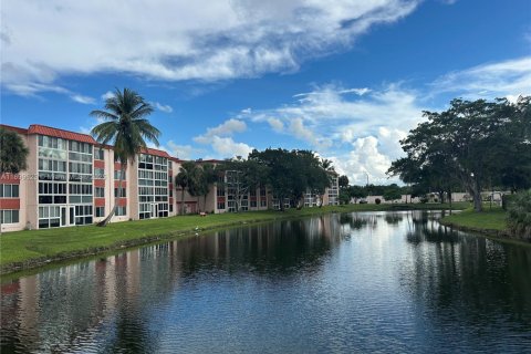 Copropriété à vendre à Sunrise, Floride: 1 chambre, 80.82 m2 № 2056516 - photo 8