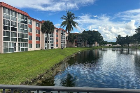 Copropriété à vendre à Sunrise, Floride: 1 chambre, 80.82 m2 № 2056516 - photo 15