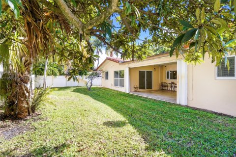 Casa en venta en Miami Lakes, Florida, 3 dormitorios, 190.45 m2 № 2006436 - foto 7