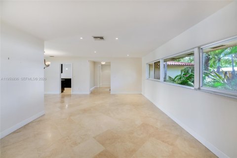 Casa en venta en Miami Lakes, Florida, 3 dormitorios, 190.45 m2 № 2006436 - foto 1