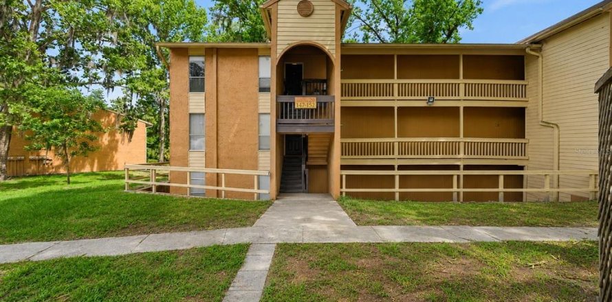 Condo in Gainesville, Florida, 2 bedrooms № 2117778