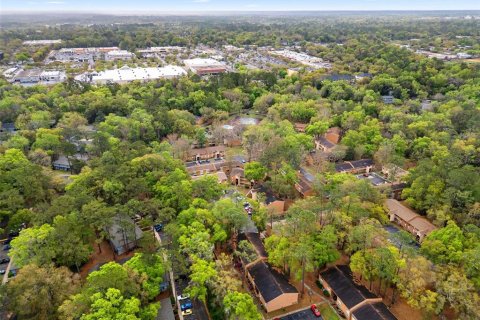 Condo in Gainesville, Florida, 2 bedrooms № 2117778 - photo 27