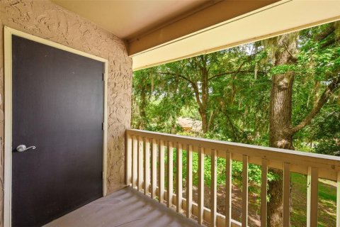 Condo in Gainesville, Florida, 2 bedrooms № 2117778 - photo 23