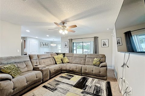Casa en venta en Tavares, Florida, 3 dormitorios, 137.77 m2 № 1844577 - foto 6