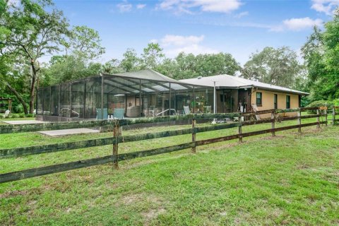 House in Dunnellon, Florida 3 bedrooms, 178.37 sq.m. № 1911654 - photo 19