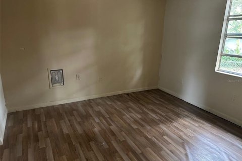 Villa ou maison à vendre à Tampa, Floride: 2 chambres, 66.89 m2 № 1918199 - photo 4