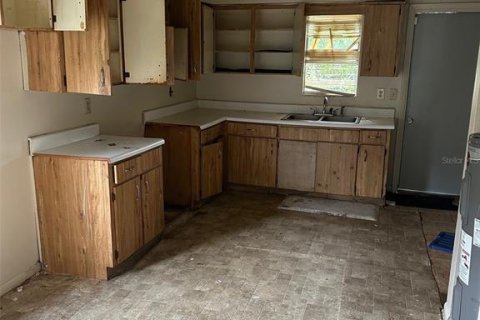 Villa ou maison à vendre à Tampa, Floride: 2 chambres, 66.89 m2 № 1918199 - photo 3