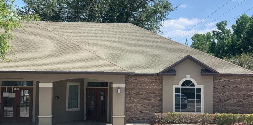 Propiedad comercial en Oviedo, Florida 123.47 m2 № 1648513