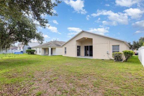 House in Gibsonton, Florida 4 bedrooms, 165.37 sq.m. № 1883105 - photo 27