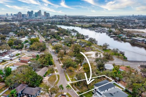 Terreno en venta en Tampa, Florida № 1903394 - foto 5