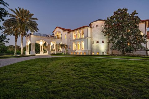 Villa ou maison à Windermere, Floride 7 chambres, 2053.88 m2 № 2103525