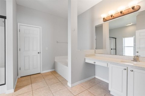 Casa en venta en DeLand, Florida, 4 dormitorios, 211.63 m2 № 1875963 - foto 25