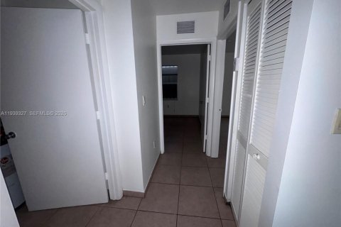 Apartment in Miami, Florida 2 bedrooms, 78.78 sq.m. № 1997937 - photo 14