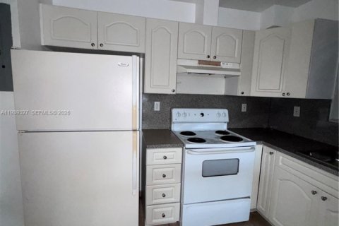Apartment in Miami, Florida 2 bedrooms, 78.78 sq.m. № 1997937 - photo 3