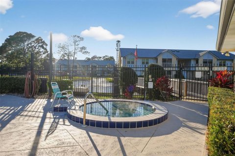 Copropriété à vendre à Daytona Beach, Floride: 2 chambres, 99.41 m2 № 2099040 - photo 5