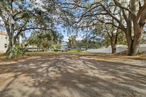 Terreno en venta en New Port Richey, Florida № 1723699 - foto 1