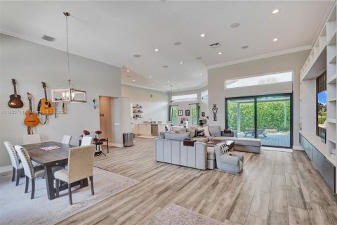 House in Boca Raton, Florida 3 bedrooms, 273.32 sq.m. № 2014961 - photo 10