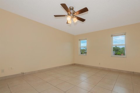 Immobilier commercial à vendre à Dania Beach, Floride: 558.53 m2 № 2246948 - photo 22