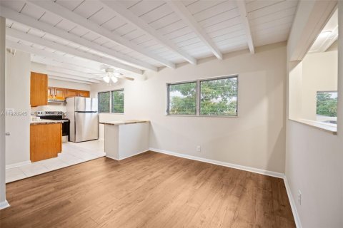 Appartement à louer à Oakland Park, Floride: 2 chambres, 201.13 m2 № 1987299 - photo 8