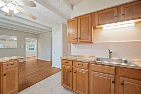 Appartement à louer à Oakland Park, Floride: 2 chambres, 201.13 m2 № 1987299 - photo 13