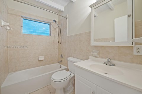 Appartement à louer à Oakland Park, Floride: 2 chambres, 201.13 m2 № 1987299 - photo 17