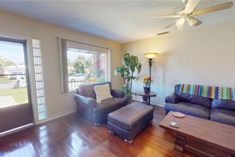 House in Daytona Beach, Florida 3 bedrooms, 93.65 sq.m. № 1620218 - photo 4