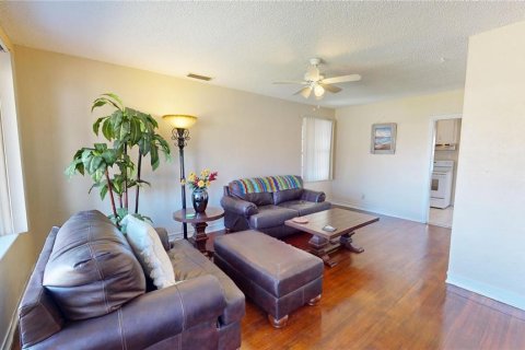 House in Daytona Beach, Florida 3 bedrooms, 93.65 sq.m. № 1620218 - photo 3