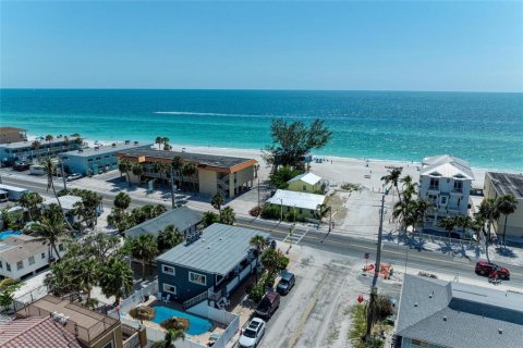 Condominio en venta en Bradenton Beach, Florida, 2 dormitorios, 66.89 m2 № 1662659 - foto 3