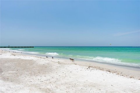 Condominio en venta en Bradenton Beach, Florida, 2 dormitorios, 66.89 m2 № 1662659 - foto 30