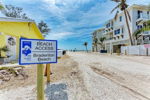Condominio en venta en Bradenton Beach, Florida, 2 dormitorios, 66.89 m2 № 1662659 - foto 29