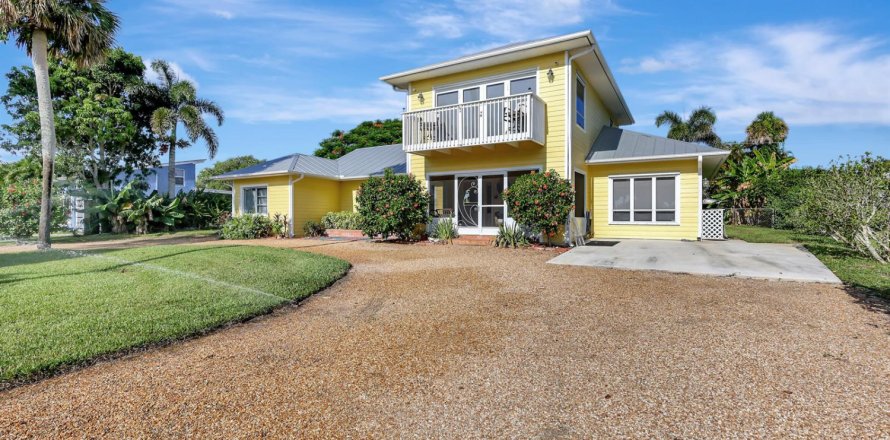 Casa en St. Lucie, Florida 4 dormitorios, 312.99 m2 № 2086757
