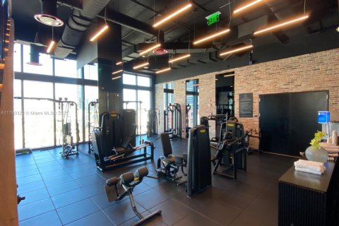 Condominio en venta en Miami, Florida, 1 dormitorio, 47.29 m2 № 2077321 - foto 20