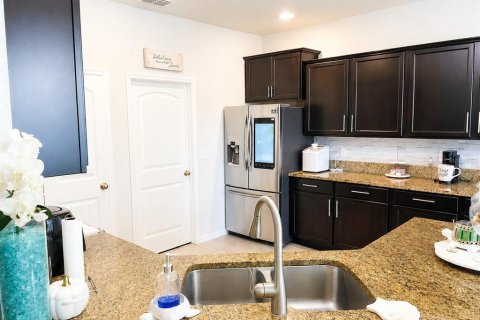 House in Ocala, Florida 4 bedrooms, 206.8 sq.m. № 2228353 - photo 9