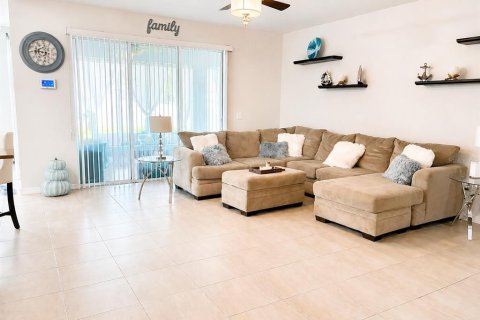 House in Ocala, Florida 4 bedrooms, 206.8 sq.m. № 2228353 - photo 5