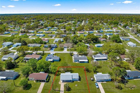 House in Ocala, Florida 2 bedrooms, 89.19 sq.m. № 1915042 - photo 2
