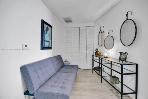 Купить кондоминиум в Майами, Флорида 1 спальня, 63.27м2, № 1980212 - фото 11