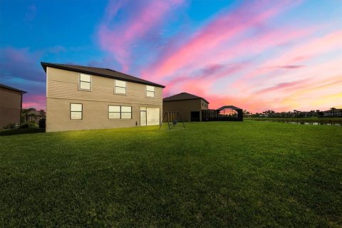 House in Port Charlotte, Florida 5 bedrooms, 300.17 sq.m. № 1603246 - photo 2