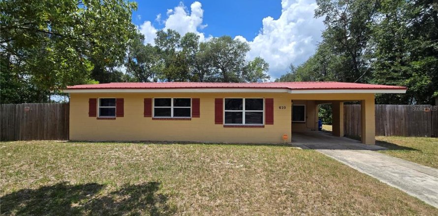 Casa en Orange City, Florida 3 dormitorios, 79.52 m2 № 1869169