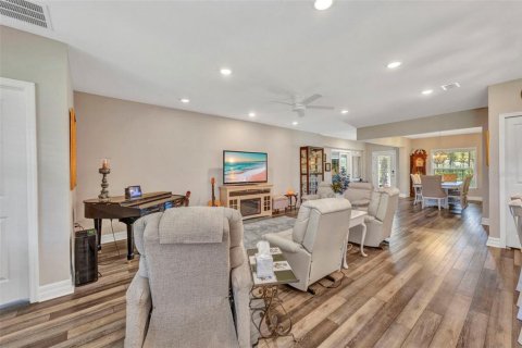 Villa ou maison à vendre à North Port, Floride: 4 chambres, 225.85 m2 № 1913827 - photo 11
