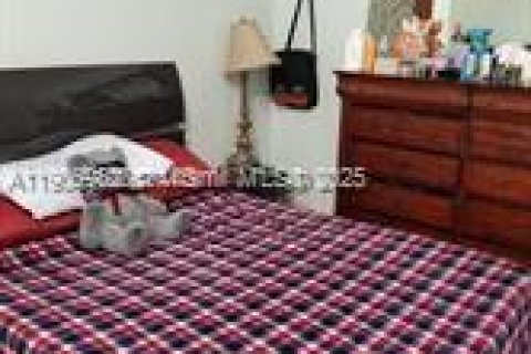 Copropriété à louer à Miami, Floride: 2 chambres, 67.08 m2 № 1963607 - photo 5