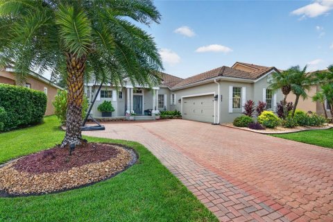 House in New Smyrna Beach, Florida 4 bedrooms, 218.6 sq.m. № 2364772
