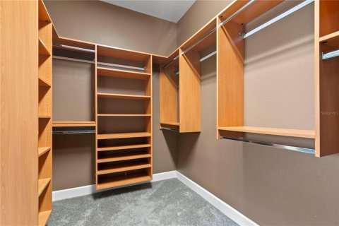 Townhouse in Tampa, Florida 3 bedrooms, 218.78 sq.m. № 2211327 - photo 27