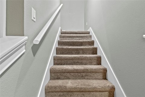 Townhouse in Tampa, Florida 3 bedrooms, 218.78 sq.m. № 2211327 - photo 19