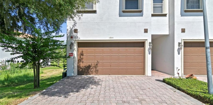 Townhouse in Tampa, Florida 3 bedrooms, 218.78 sq.m. № 2211327