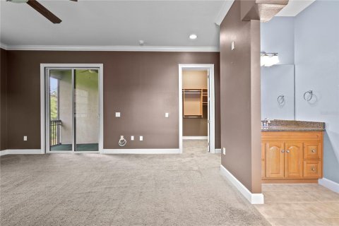 Townhouse in Tampa, Florida 3 bedrooms, 218.78 sq.m. № 2211327 - photo 24